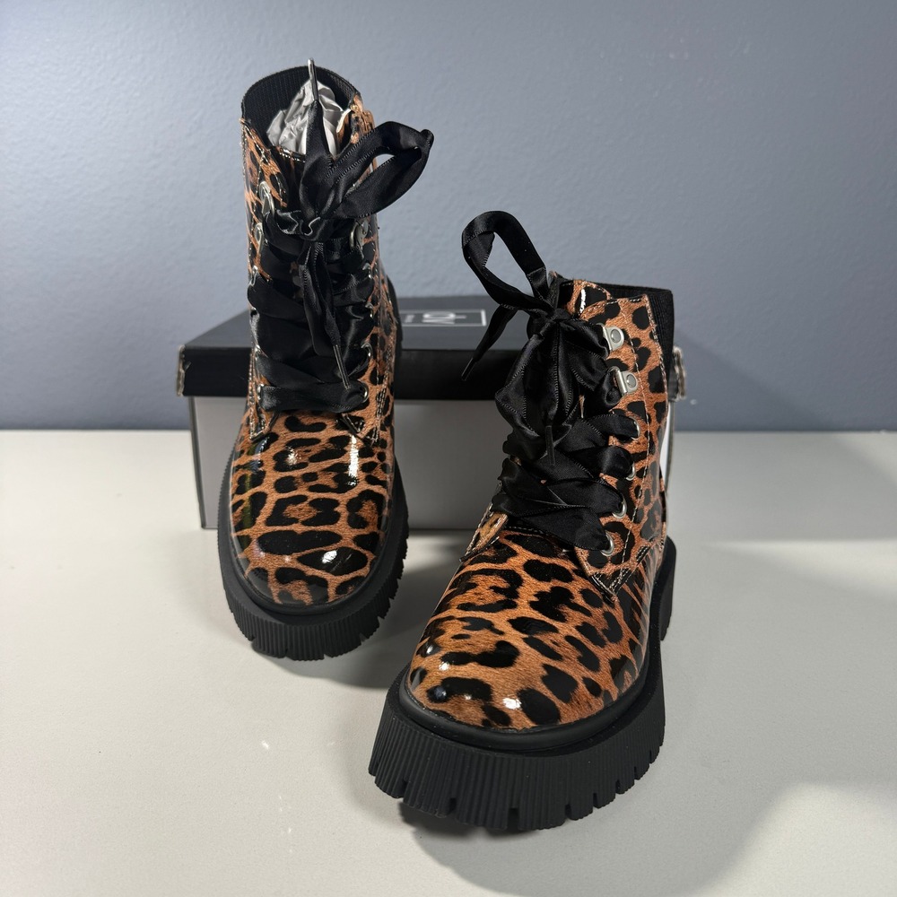 DV Dolce Vita Kids Chrystal Leopard Patent Combat Boots Chunky Lug Sole Size 5